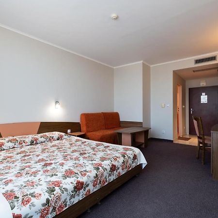 Trakia Plaza Hotel & Apartments Slăntjev Brjag Exteriör bild